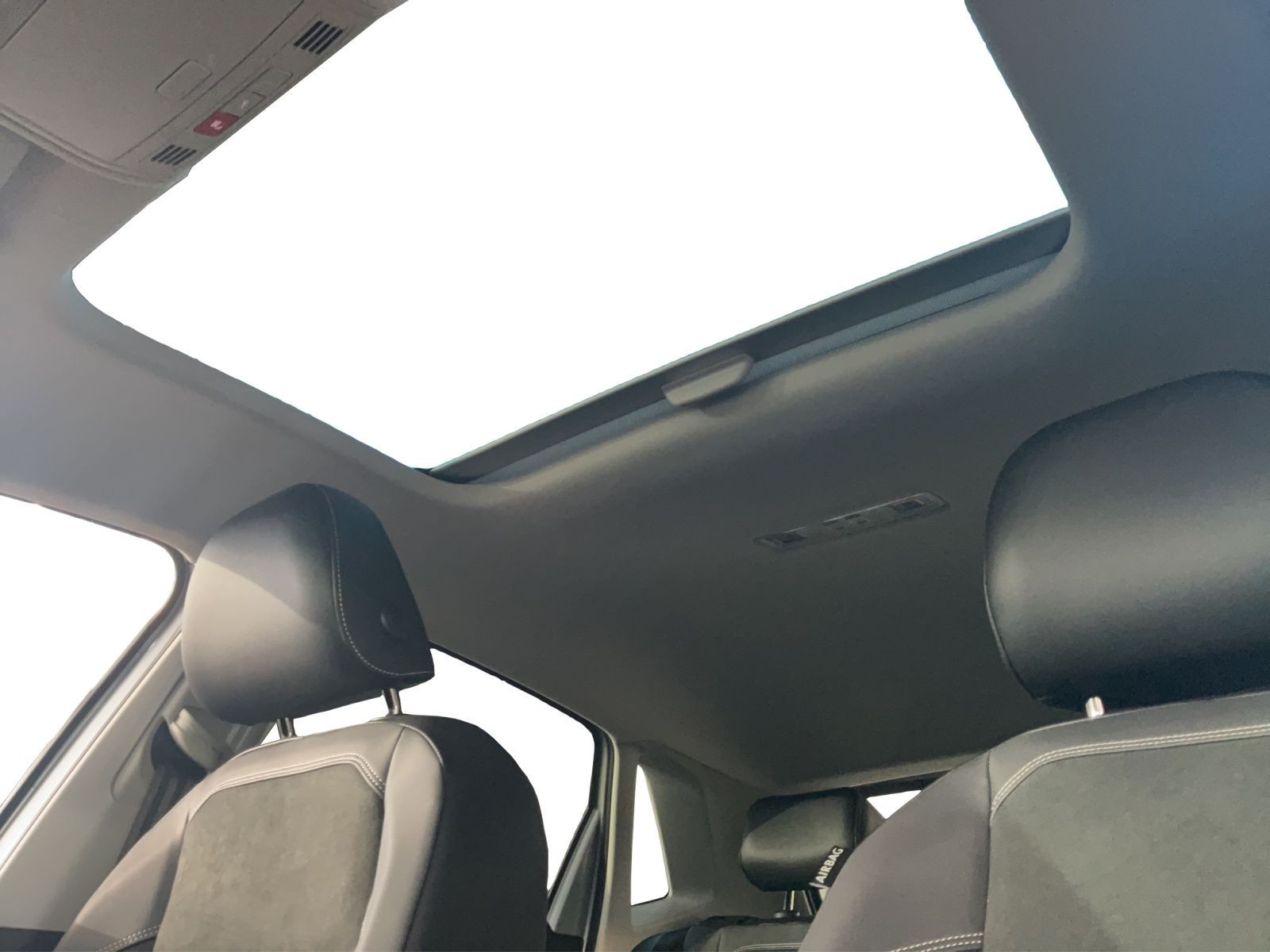 Volkswagen - Polo_11