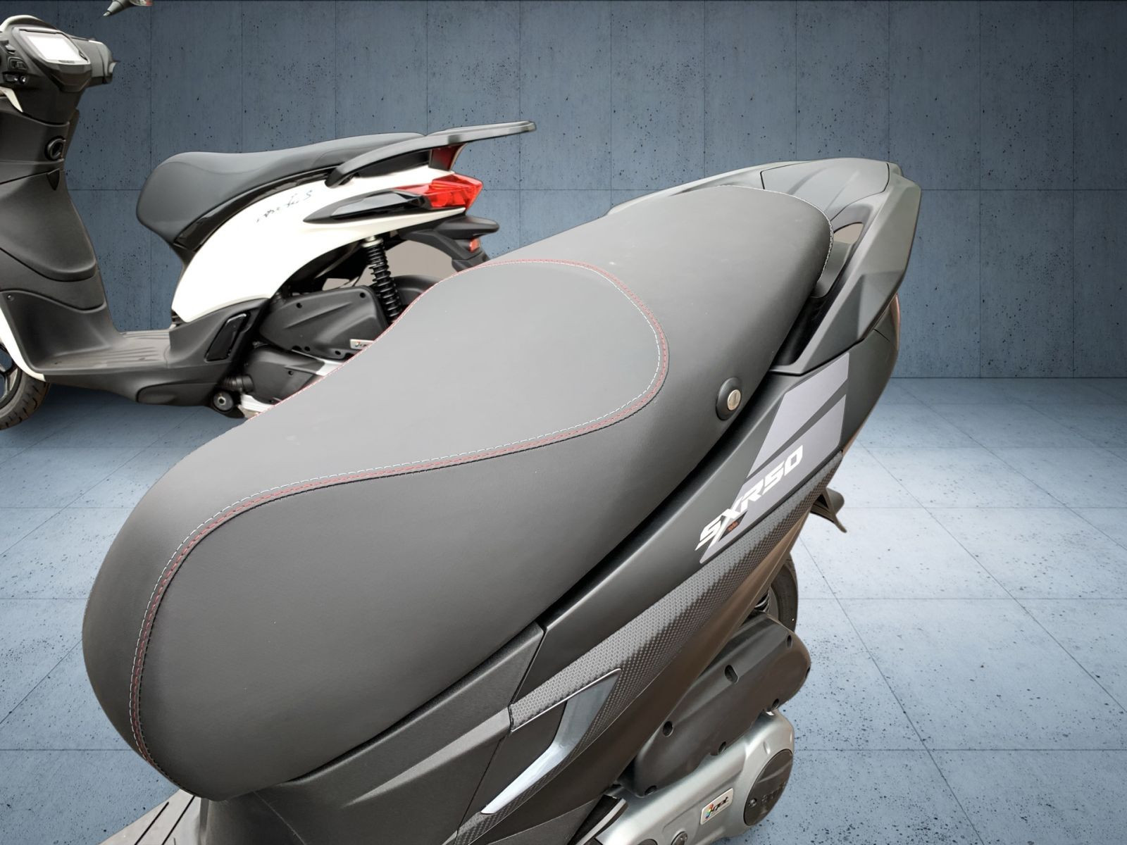 Aprilia - _11