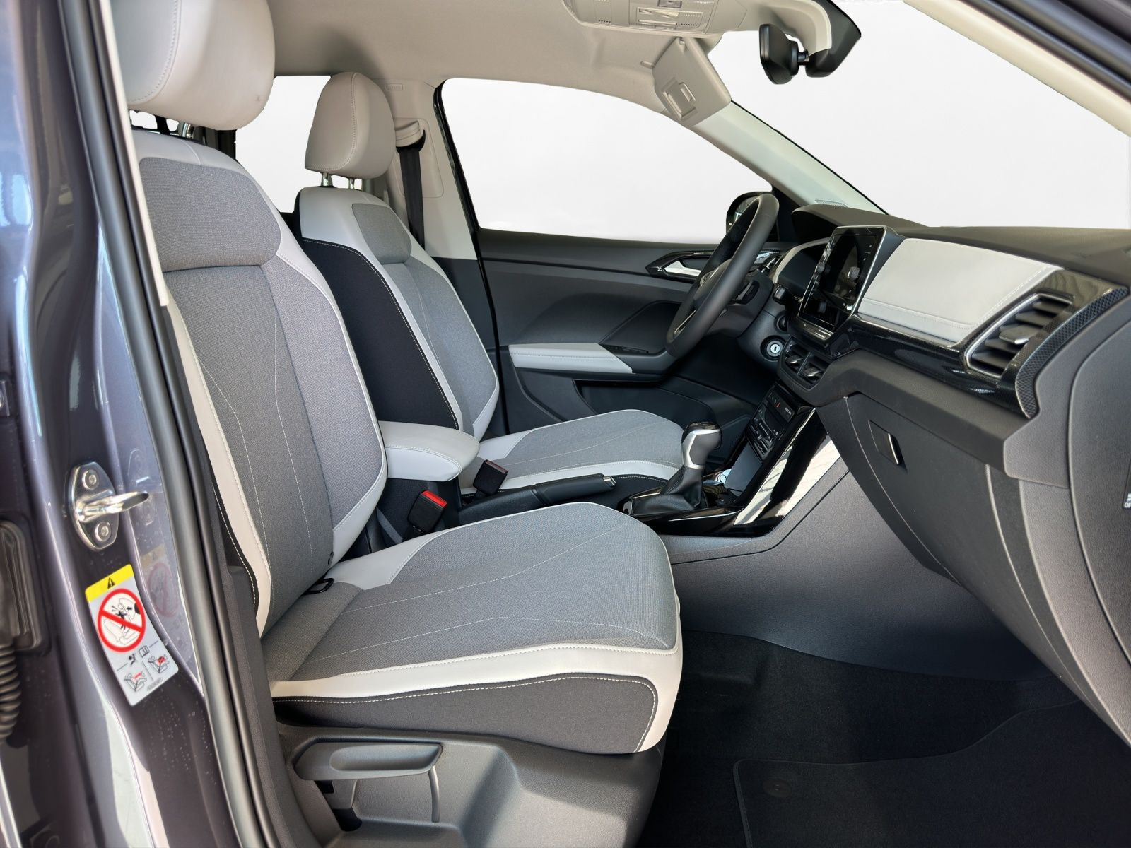 Volkswagen - T-Cross_7