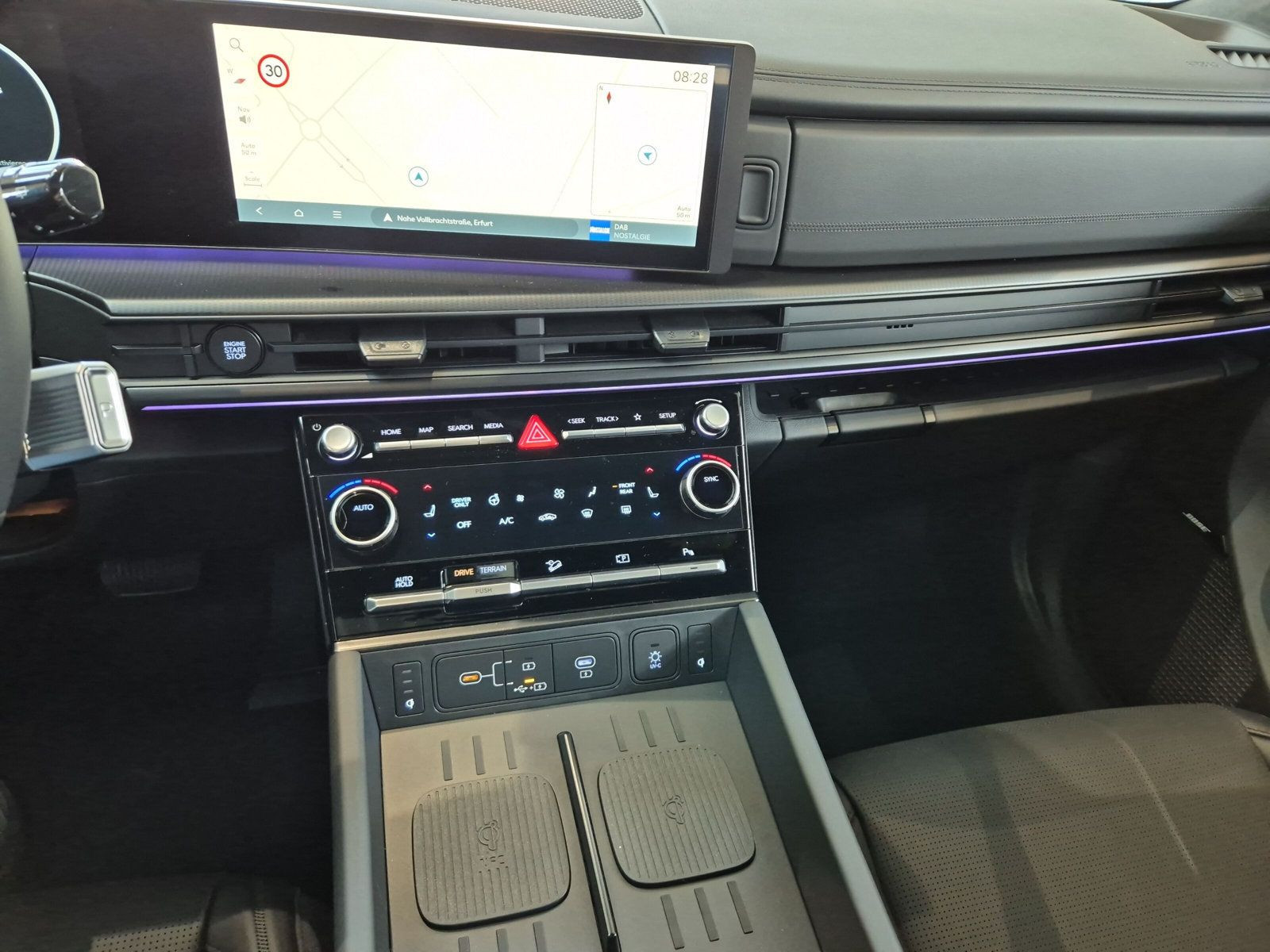 Hyundai - SANTA FE_11