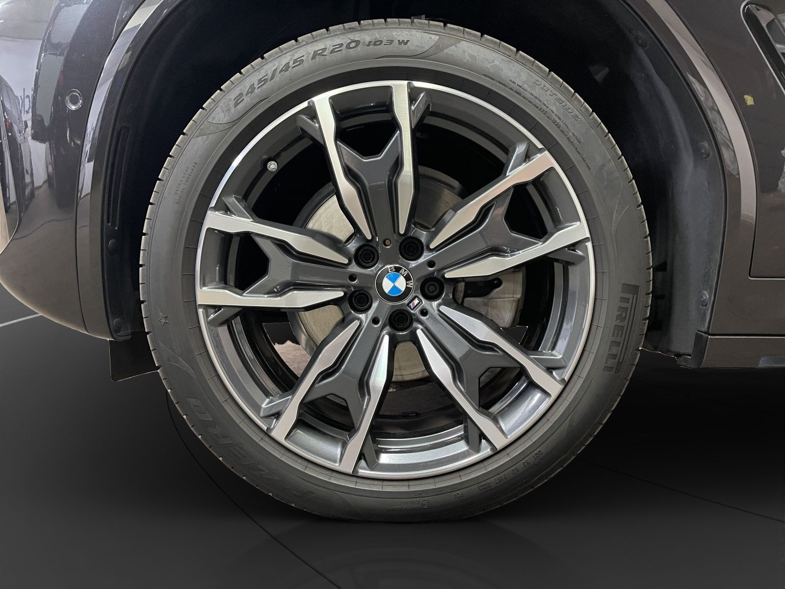 BMW - X3_11