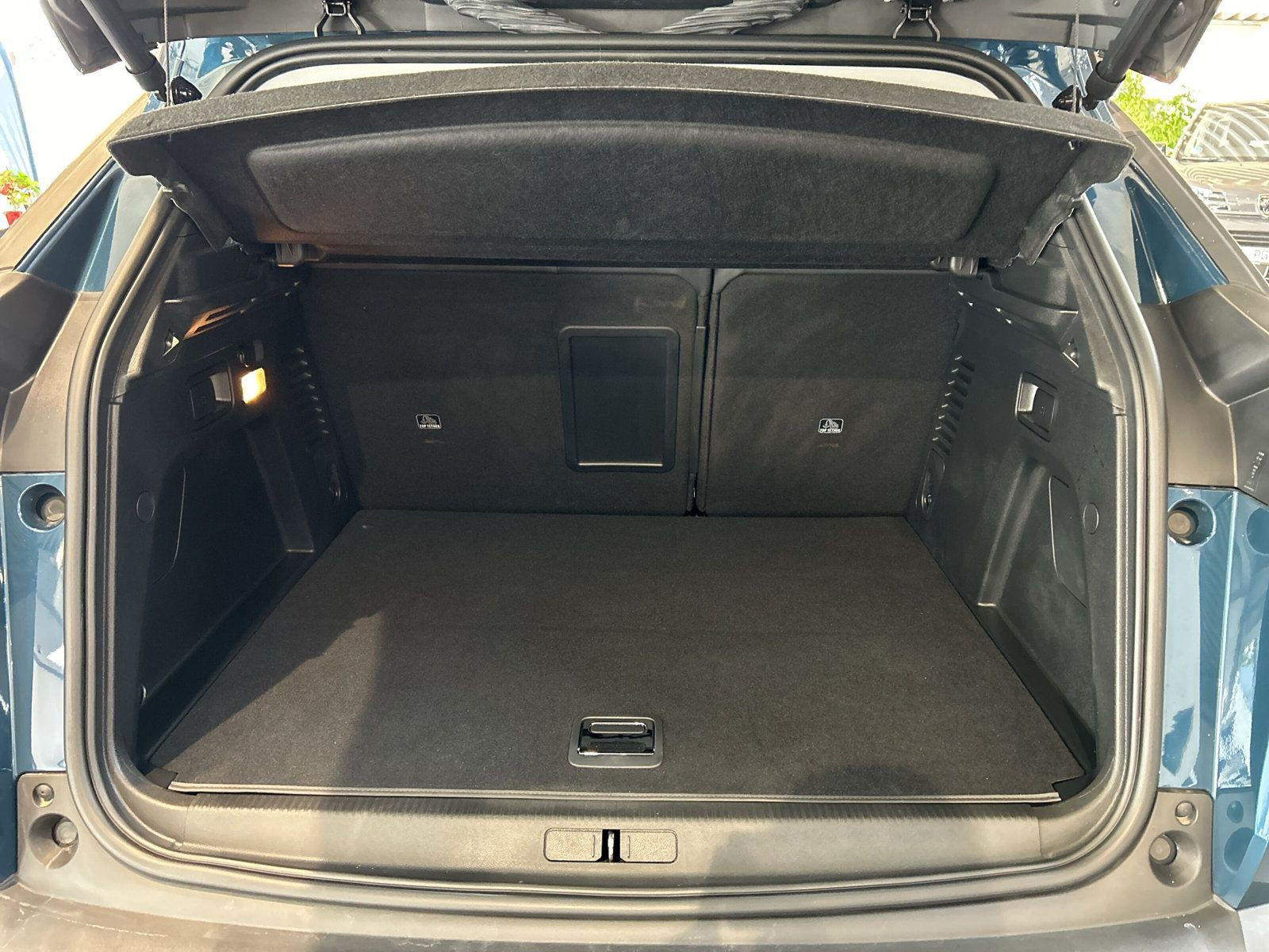 Peugeot - 3008_9
