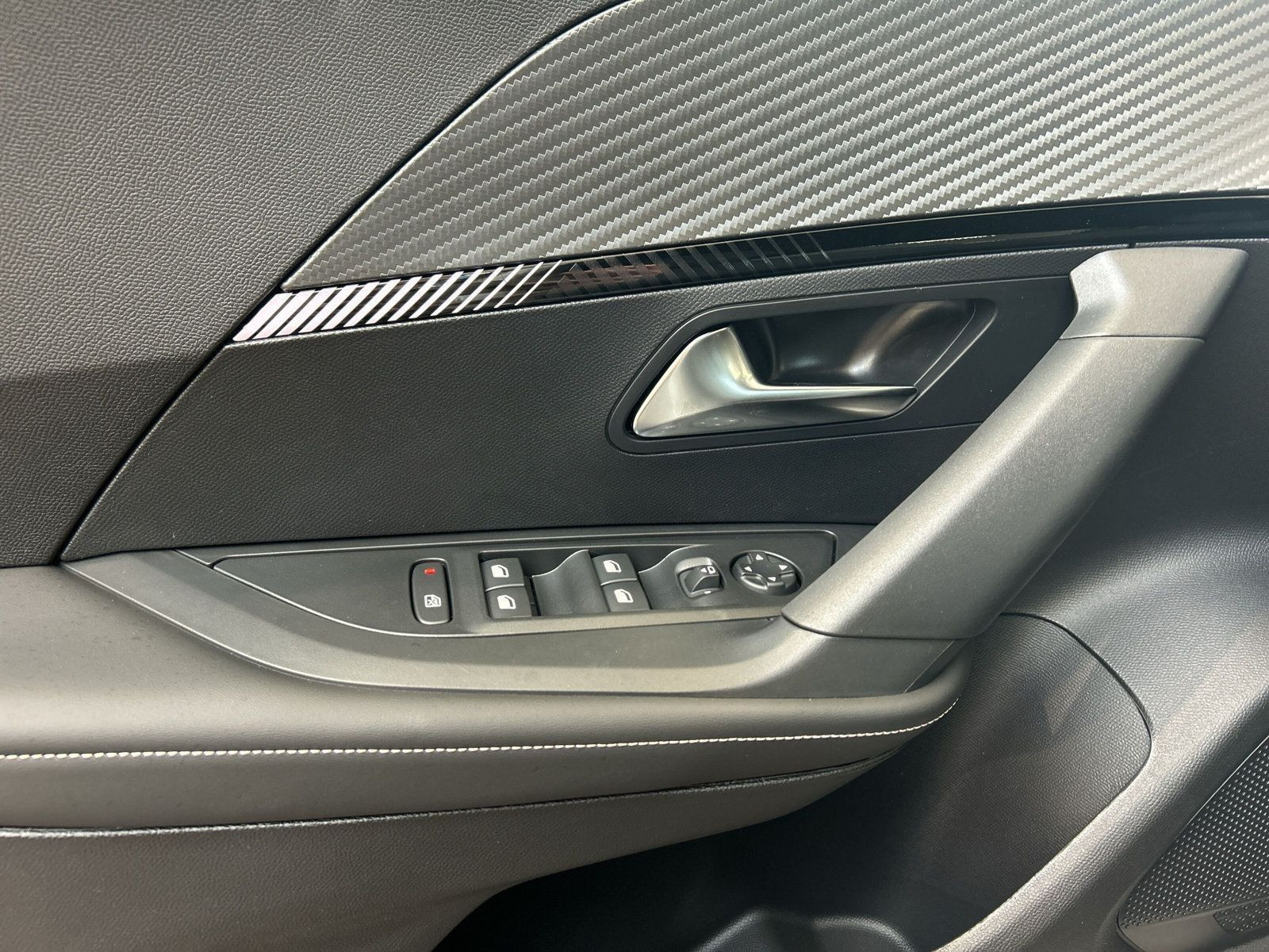 Peugeot - 2008_14
