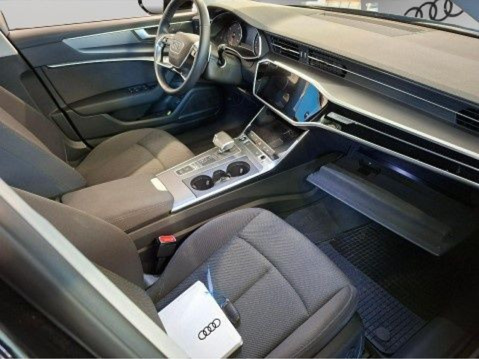 Audi - A6 Avant_5