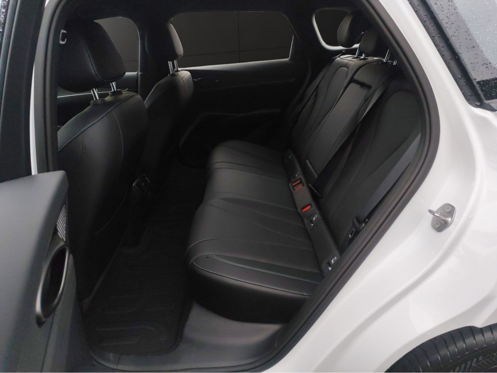 BYD - SEAL_13