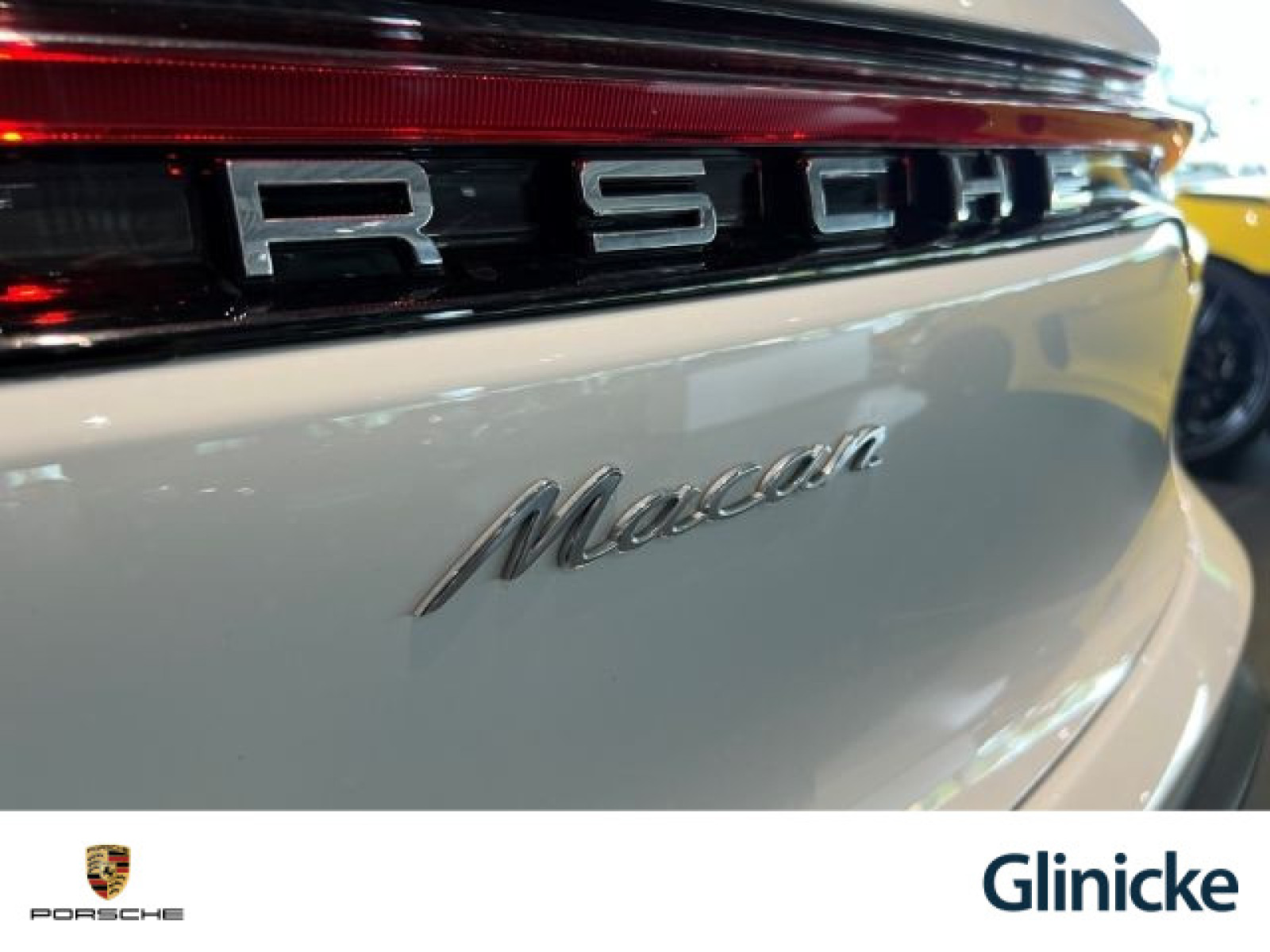 Porsche - Macan_24