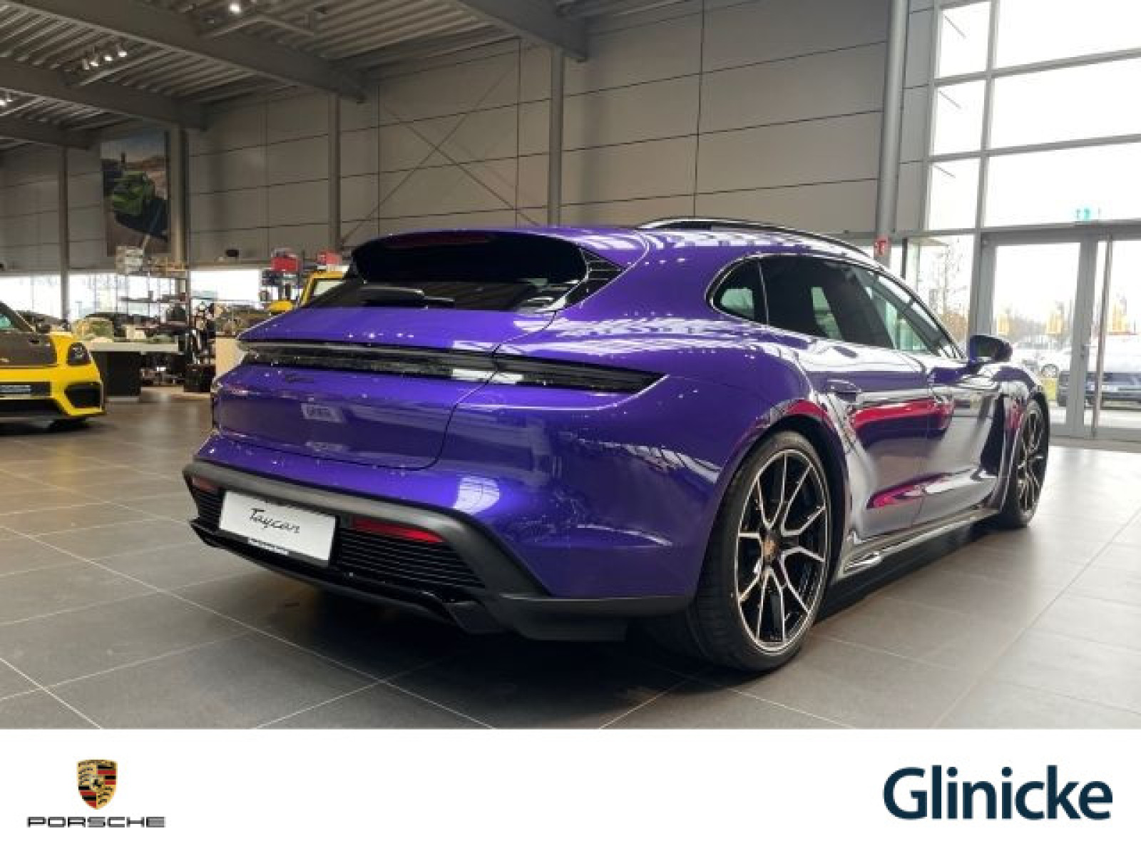 Porsche - Taycan_6
