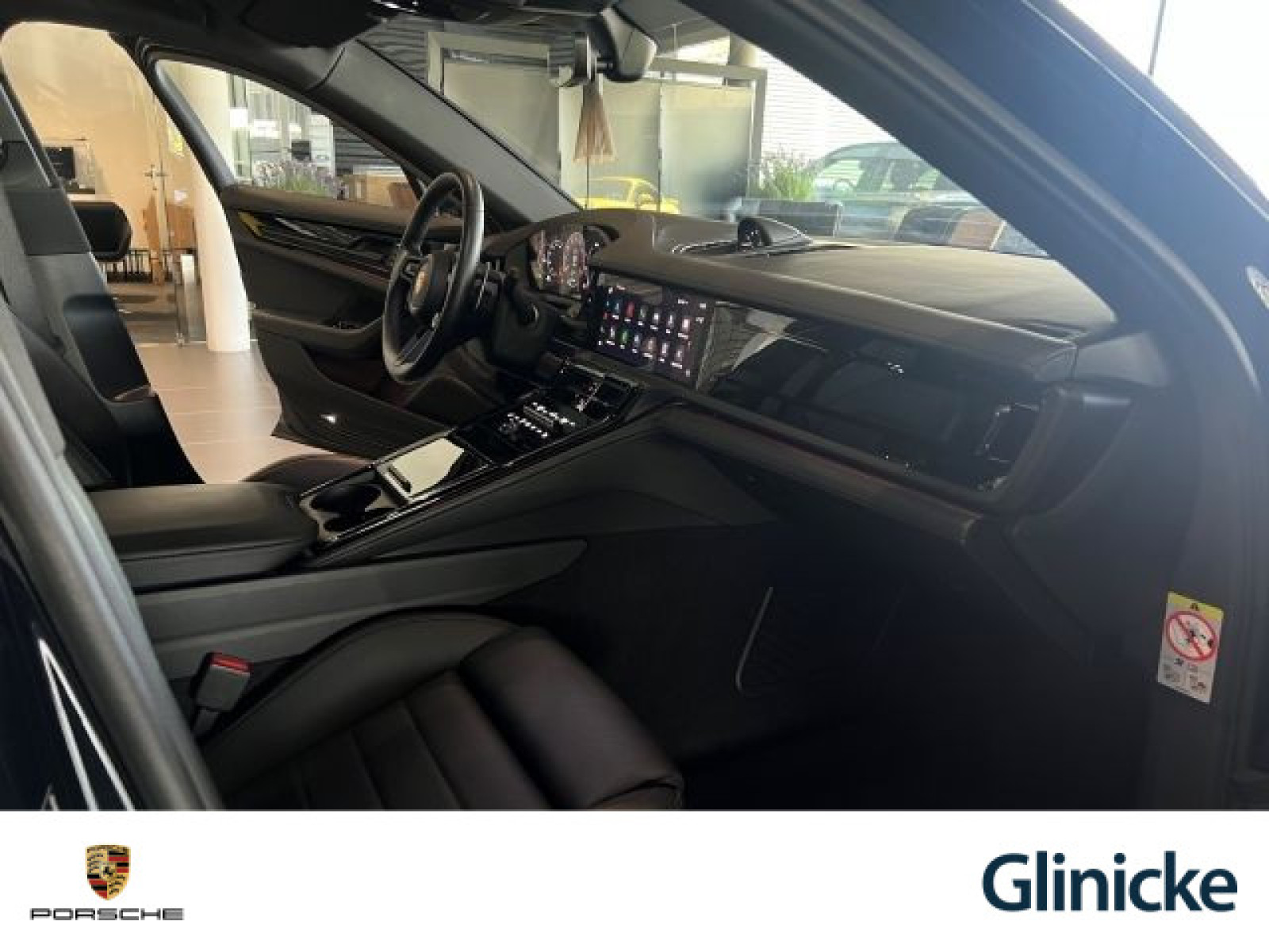 Porsche - Panamera_31