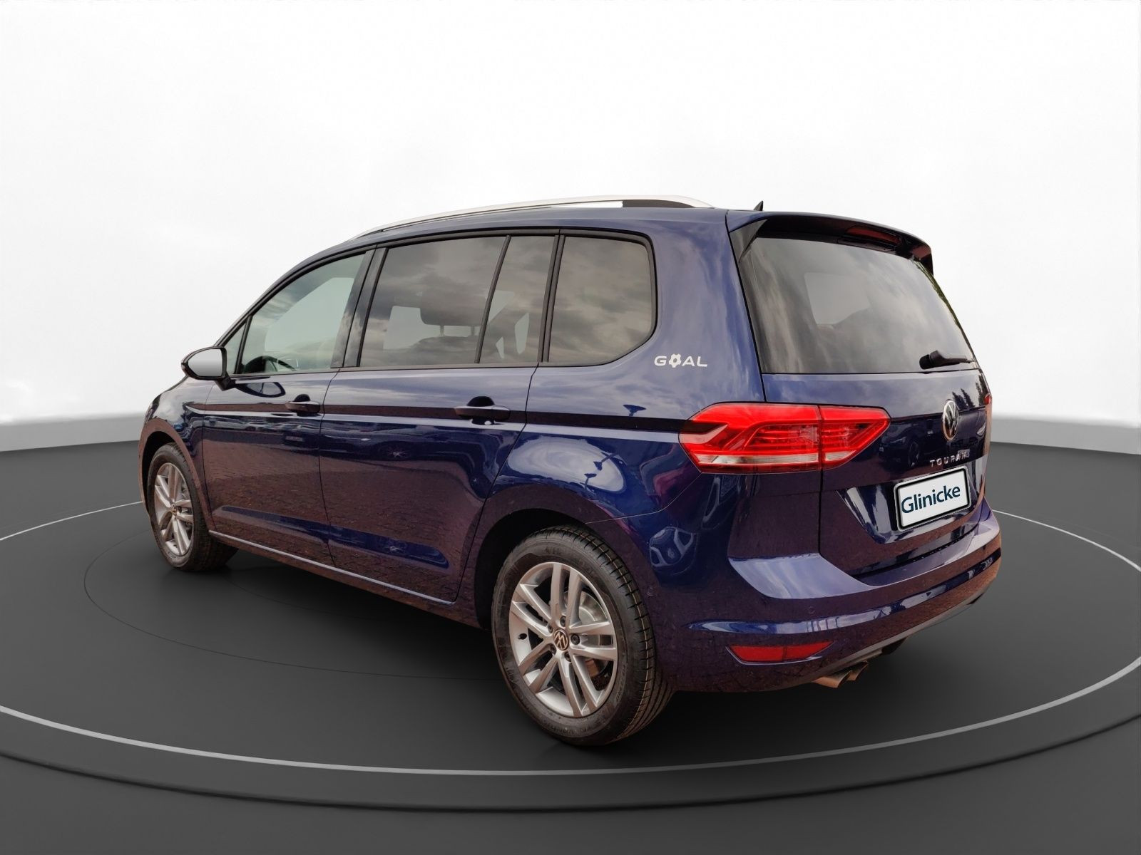 Volkswagen - Touran_10