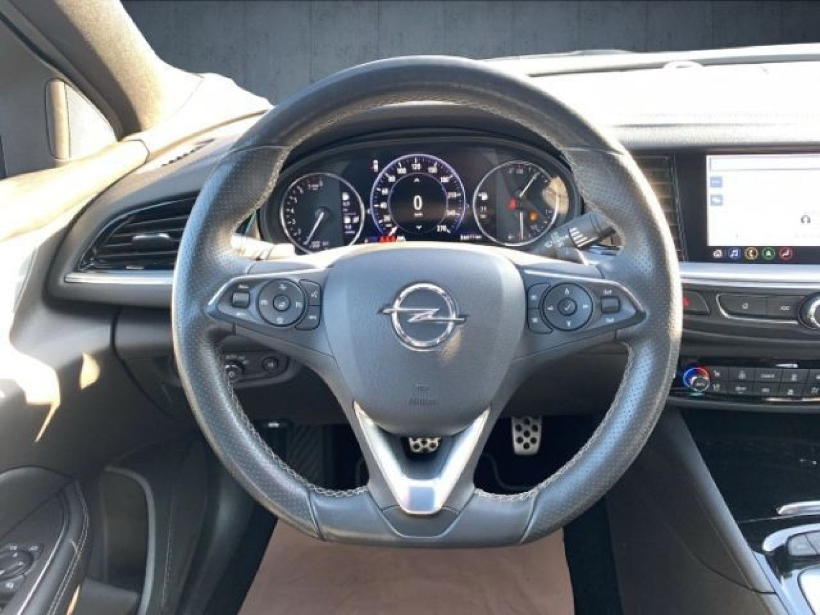 Opel - Insignia_21