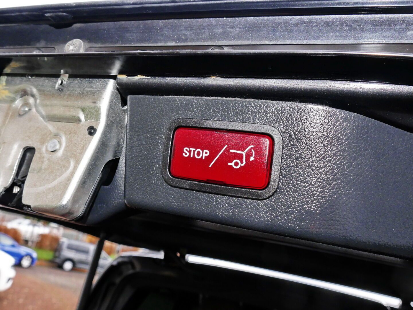 Mercedes-Benz - V 300_10