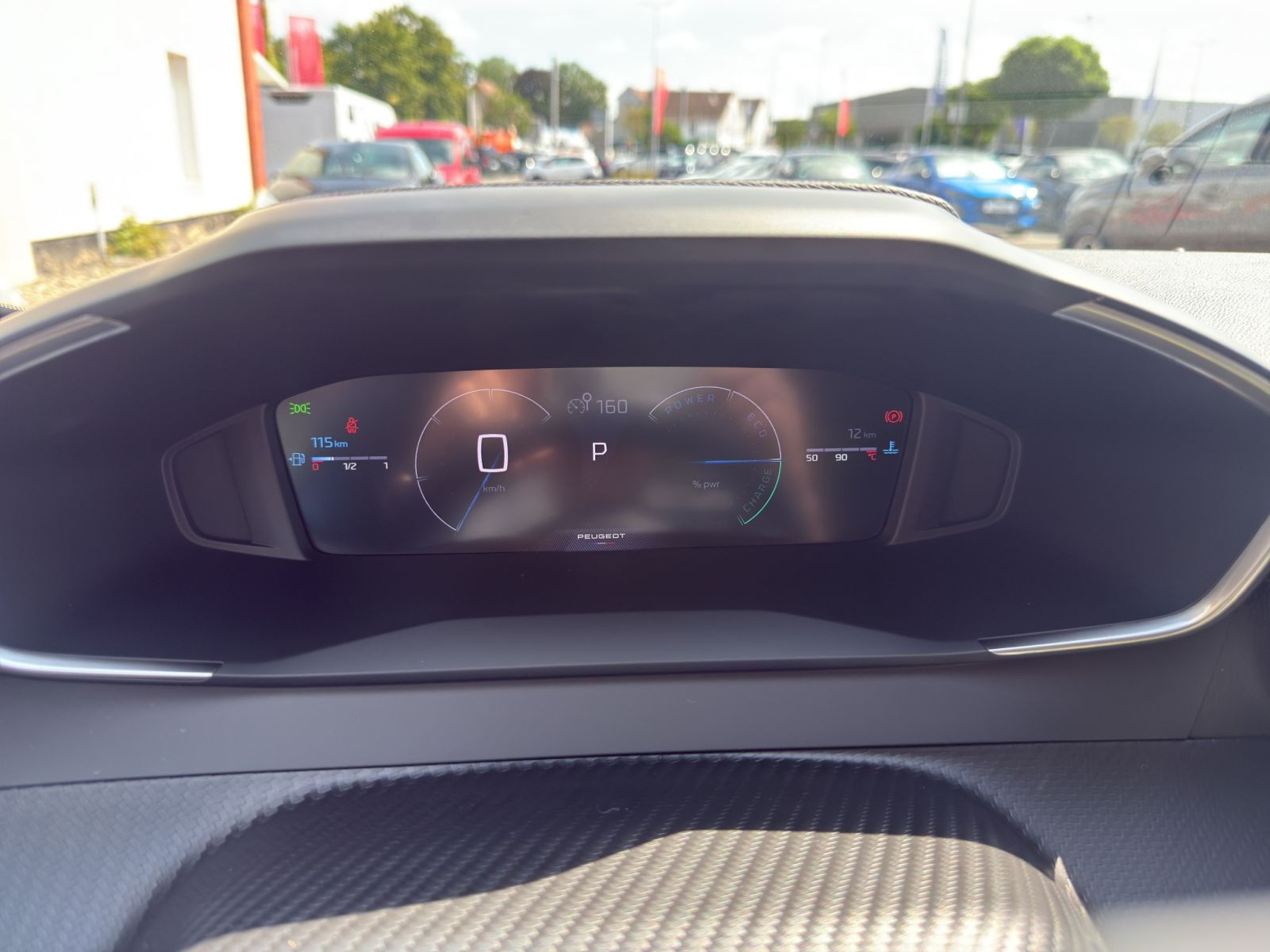 Peugeot - 208_16