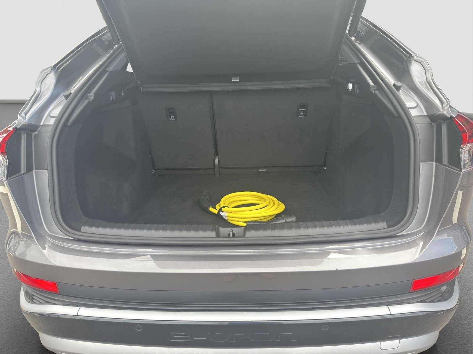 Audi - Q4_17