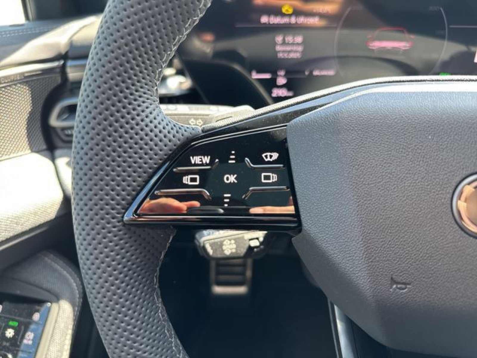 Audi - A6 Avant_25