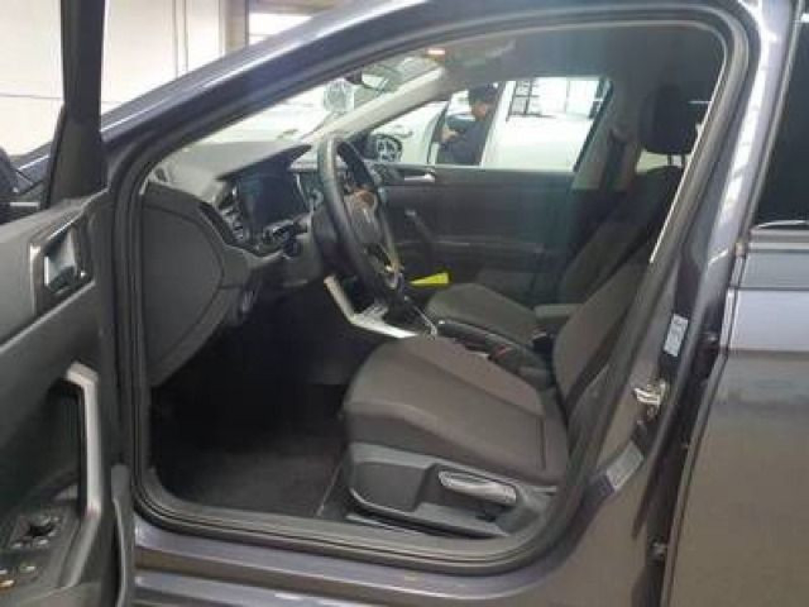 Volkswagen - Polo_3