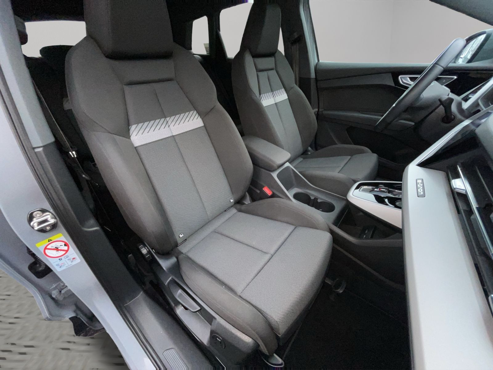 Audi - Q4_19