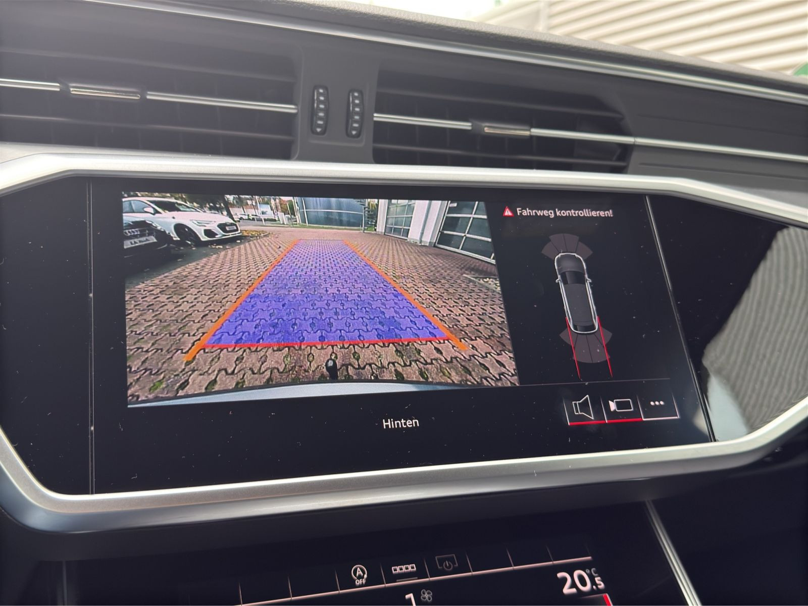 Audi - A6 Avant_25