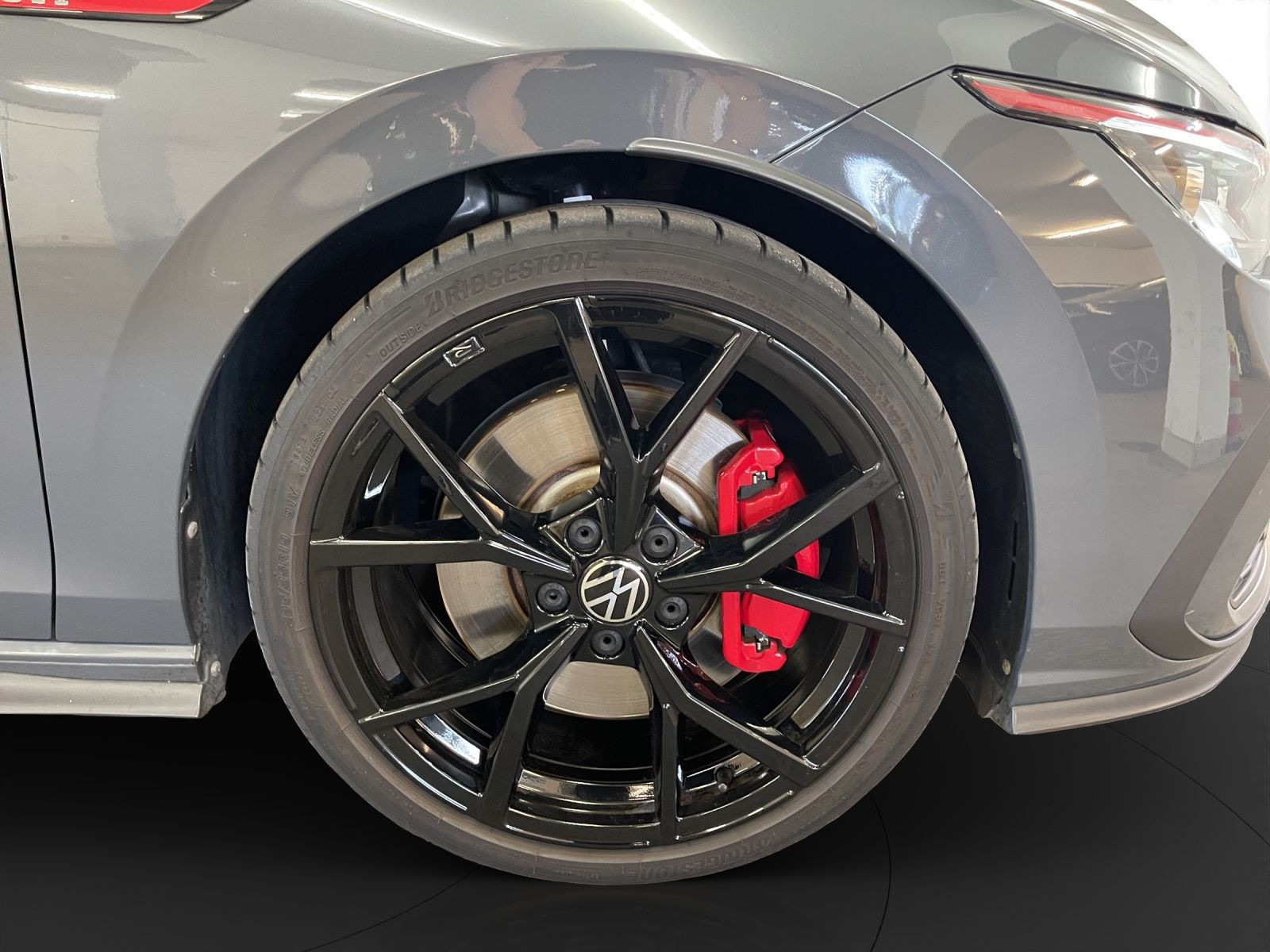Volkswagen - Golf GTI_14
