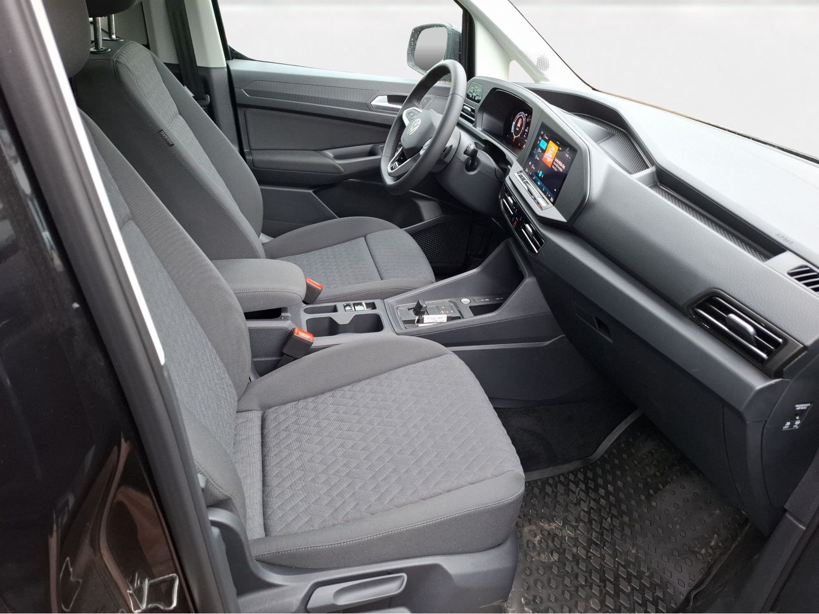 Volkswagen - Caddy Maxi_11