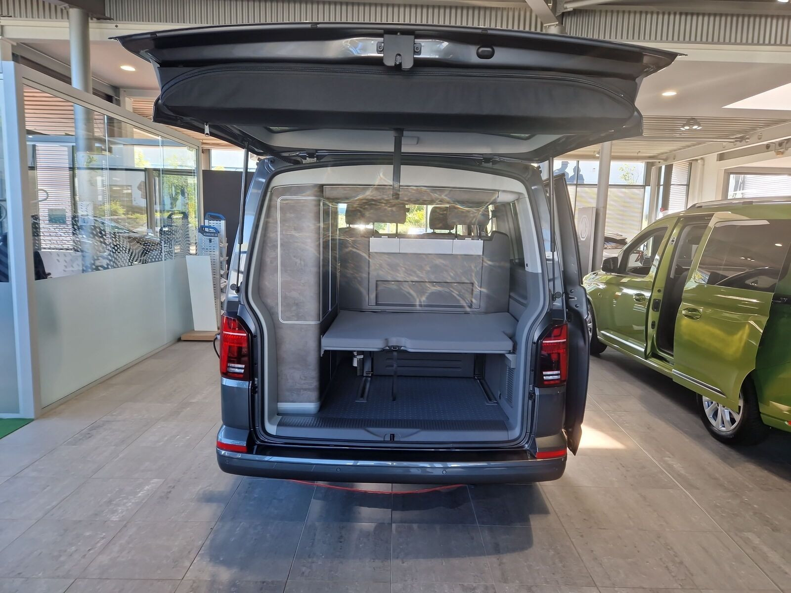 Volkswagen - T6.1 California_3