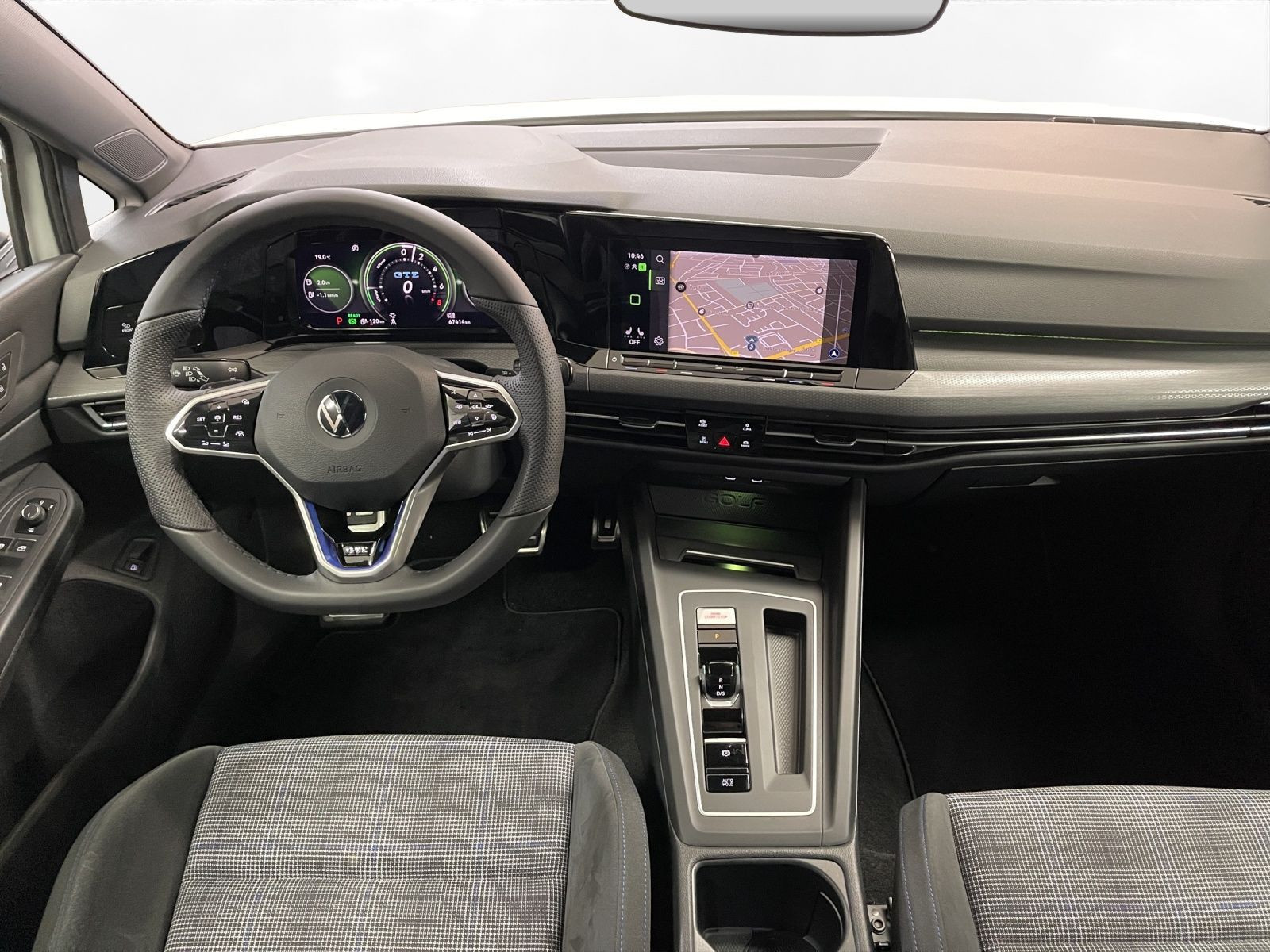 Volkswagen - Golf_22