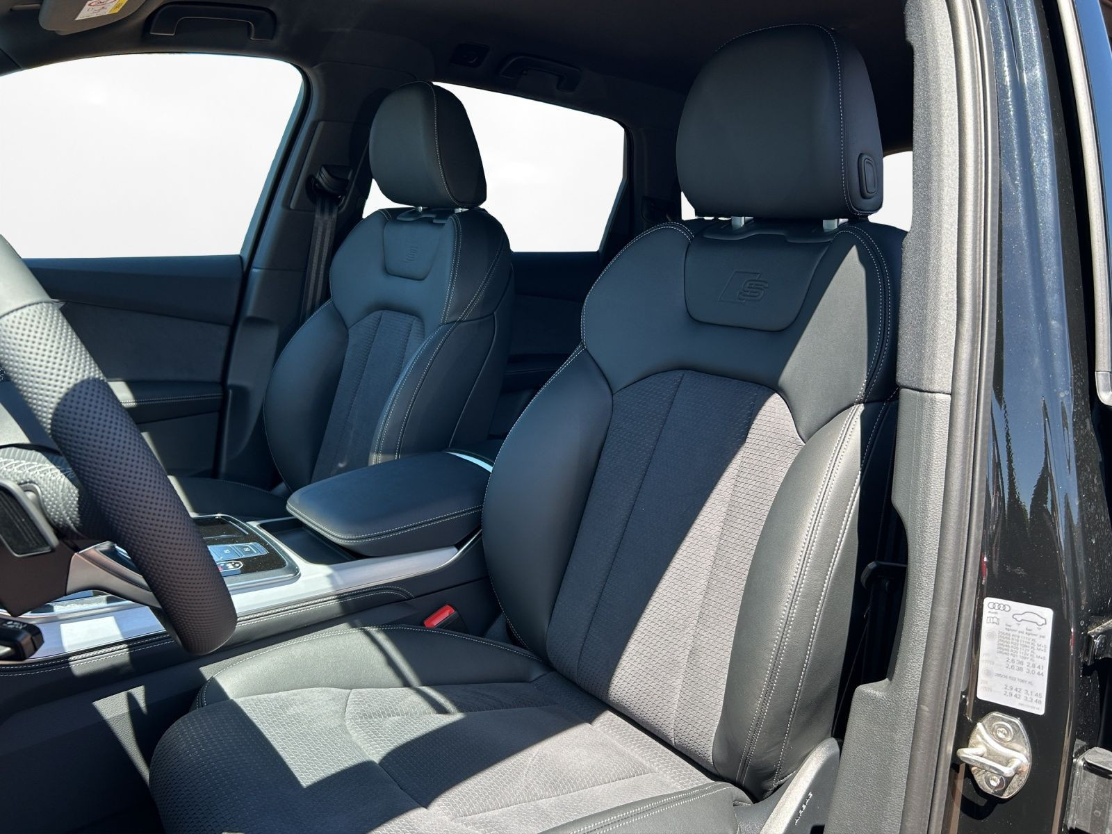 Audi - Q7_2