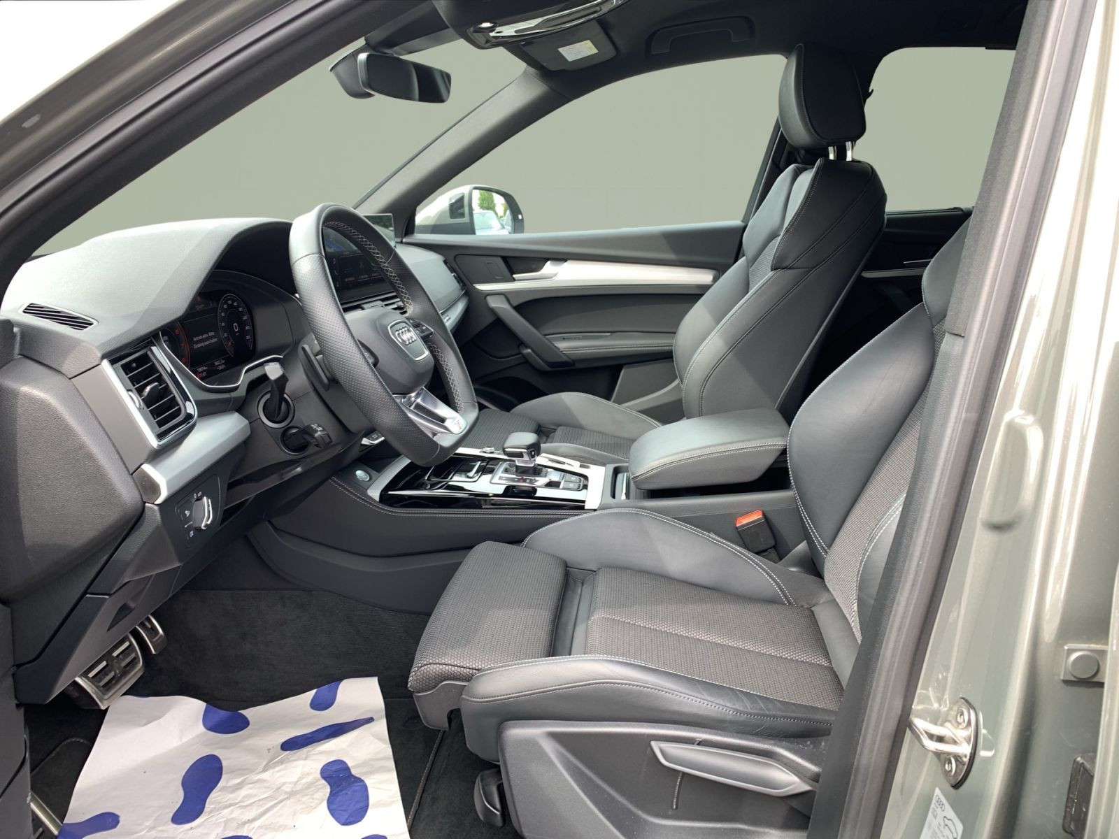 Audi - Q5_28