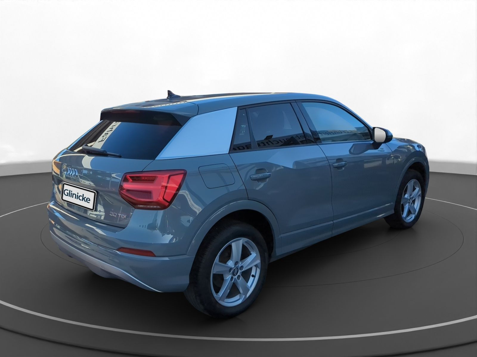 Audi - Q2_9