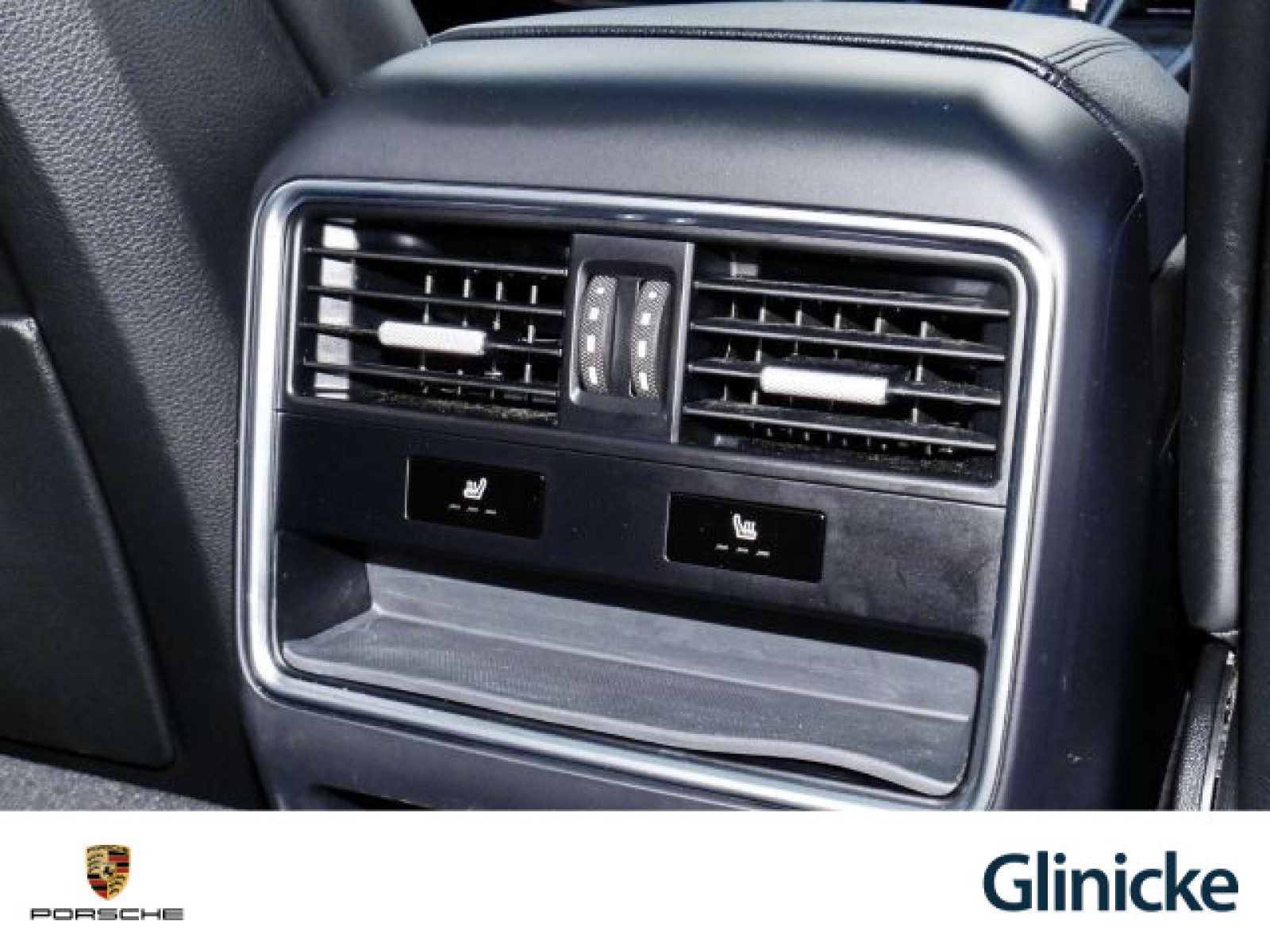 Porsche - Cayenne_16