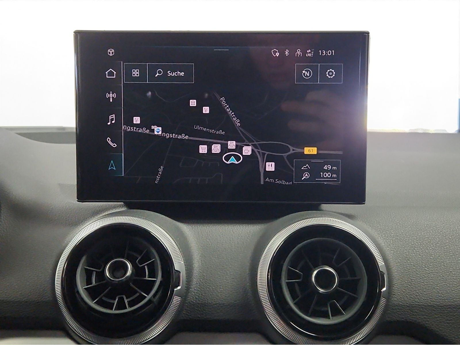 Audi - Q2_19