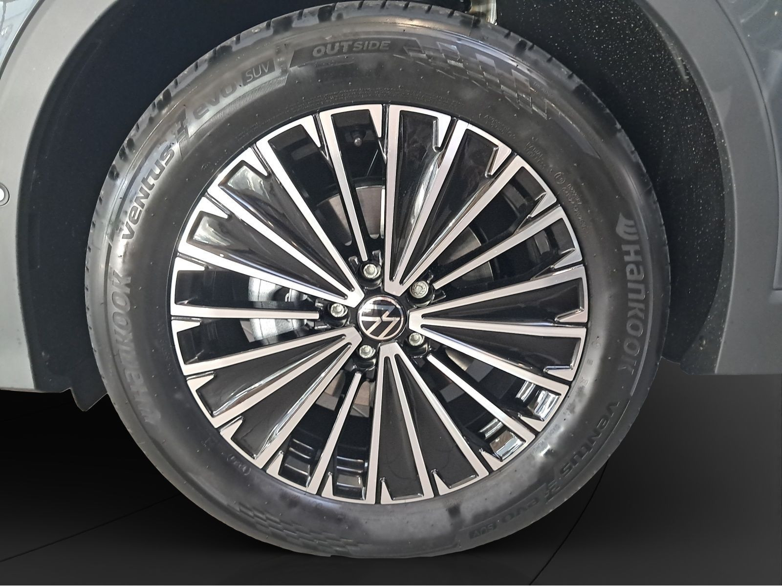 Volkswagen - Tiguan_4