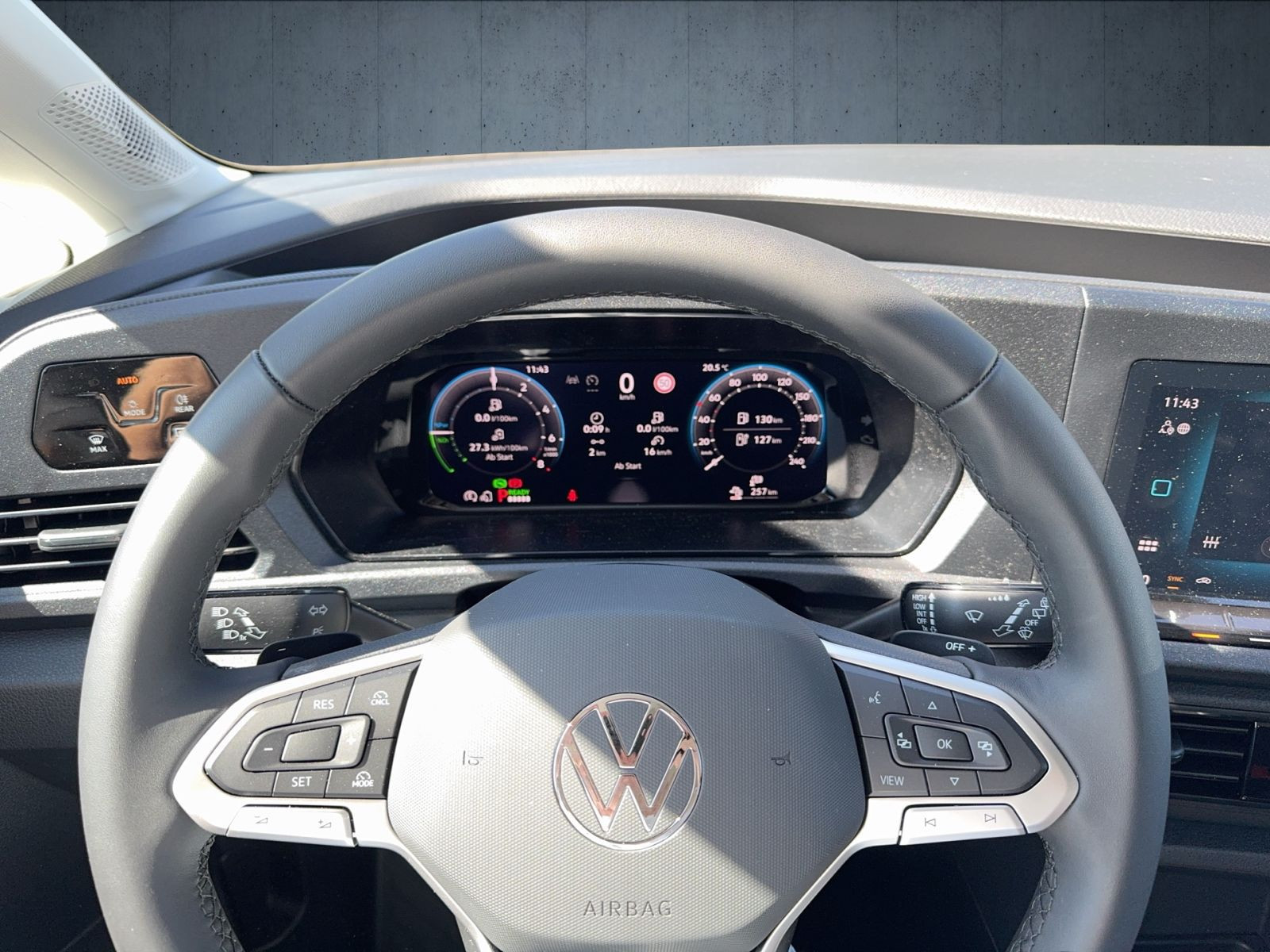Volkswagen - Caddy_11