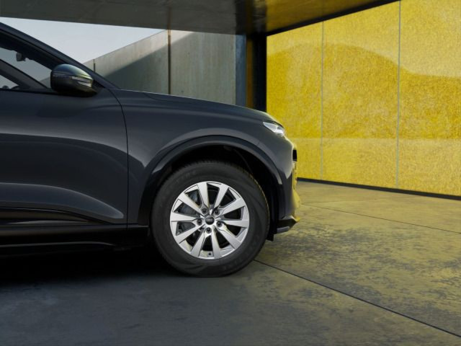 Audi - Q6 SUV e-tron_6