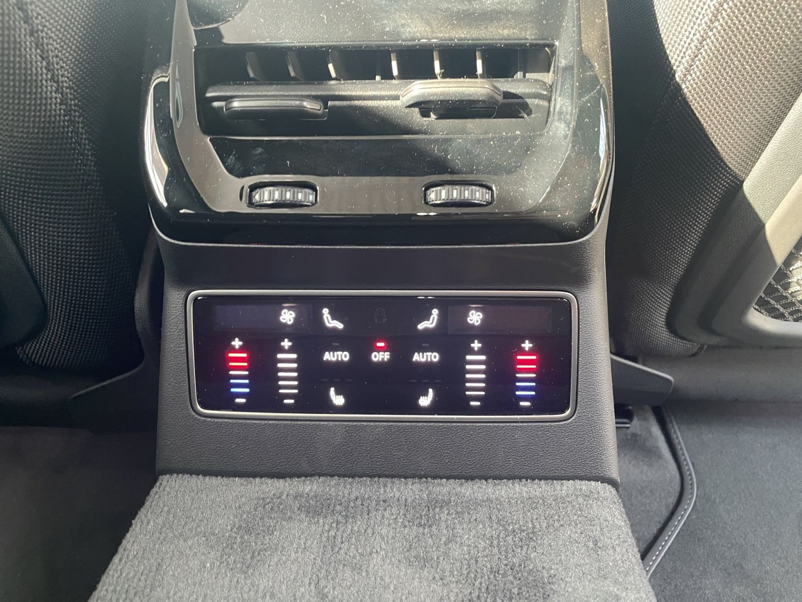 Audi - A6 Limousine_26
