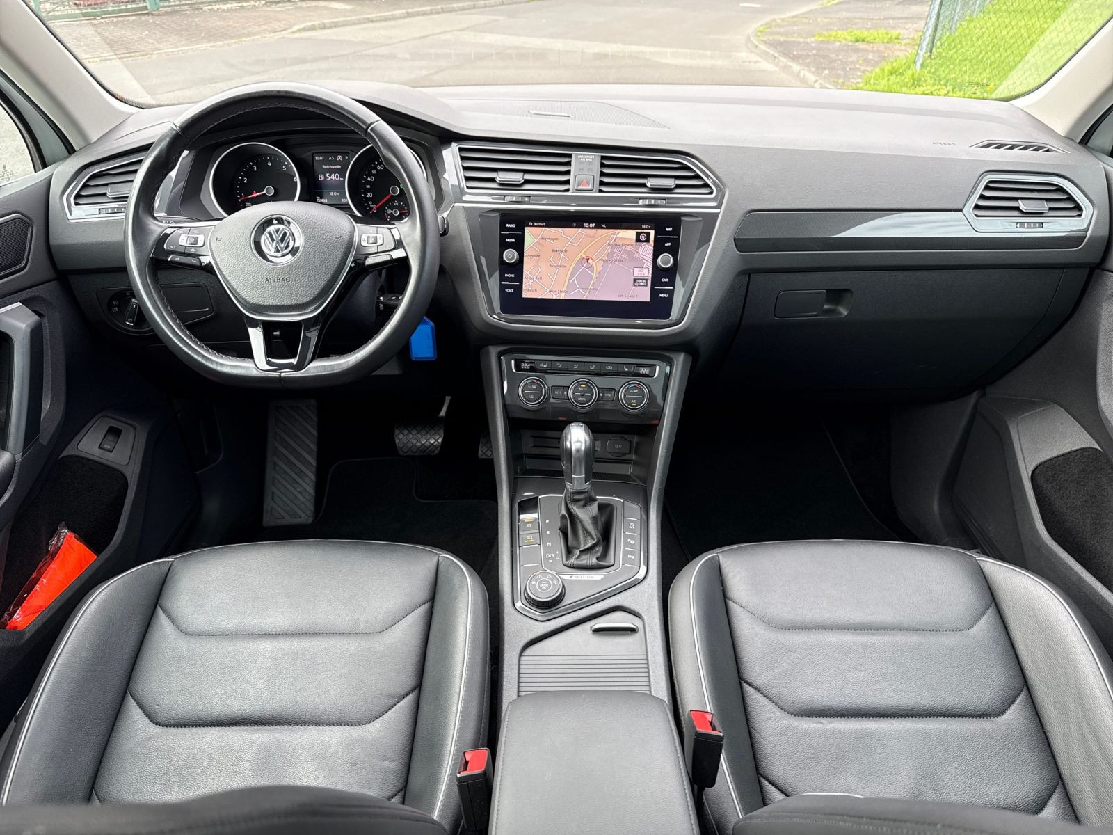 Volkswagen - Tiguan_13