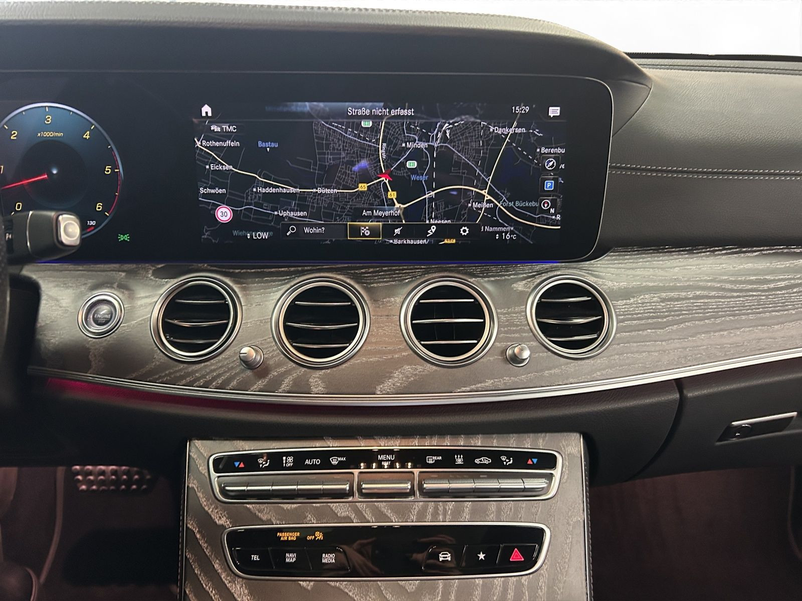 Mercedes-Benz - E 400_8
