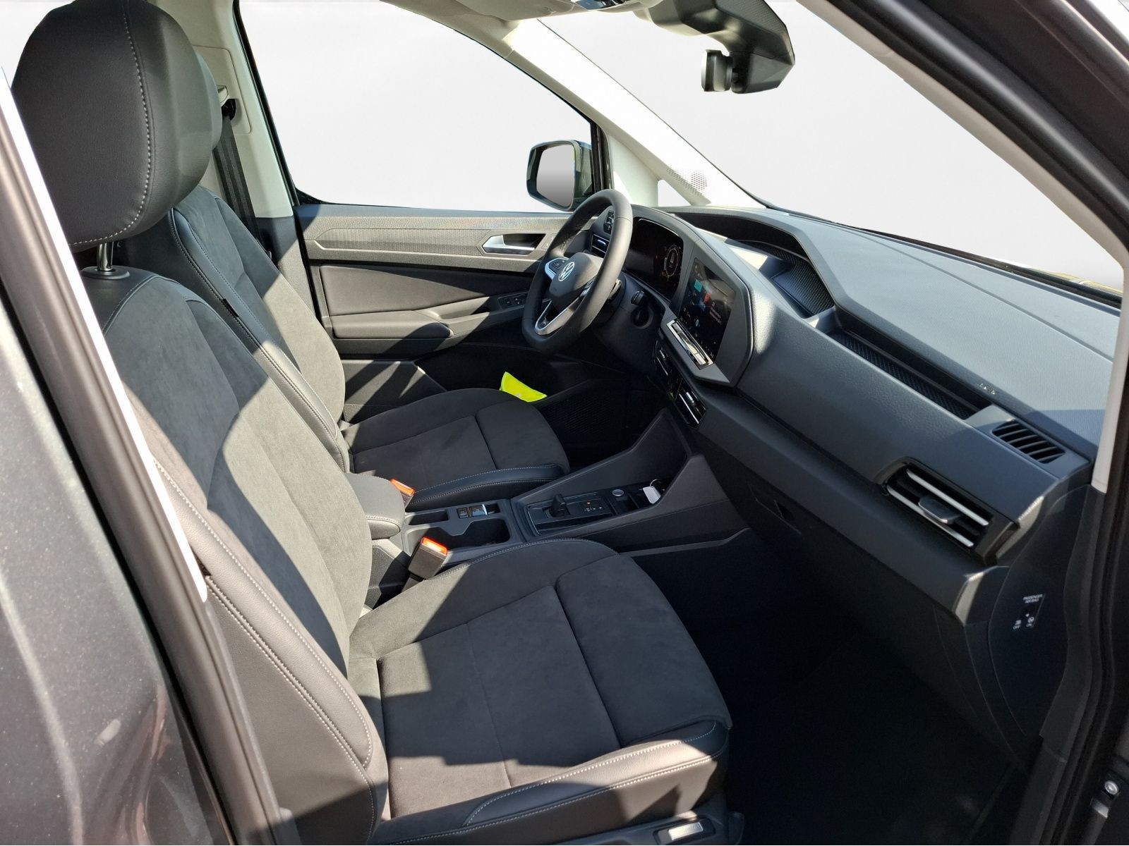 Volkswagen - Caddy Maxi_11