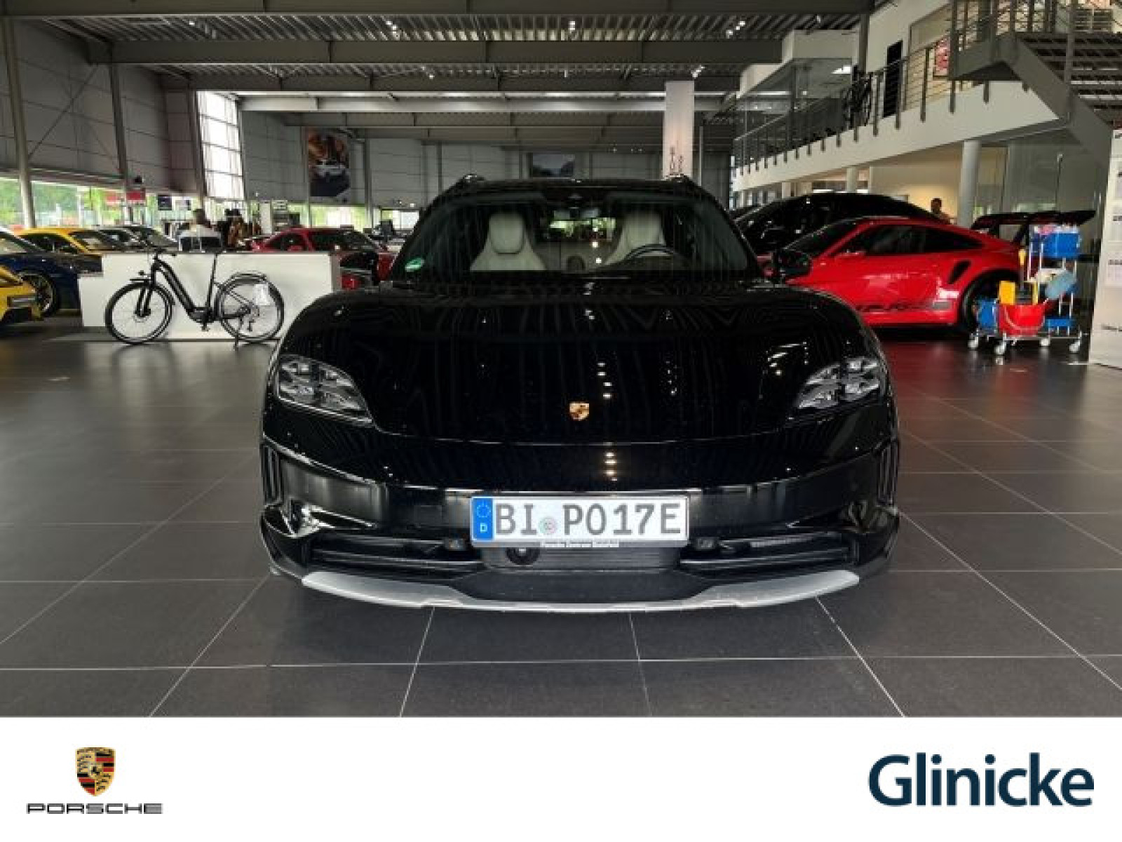 Porsche - Taycan_2