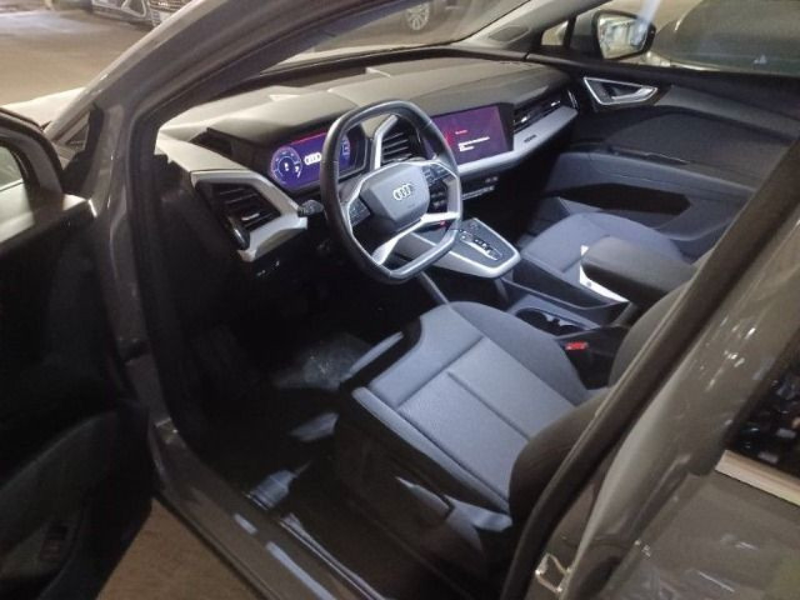 Audi - Q4 Sportback e-tron_5