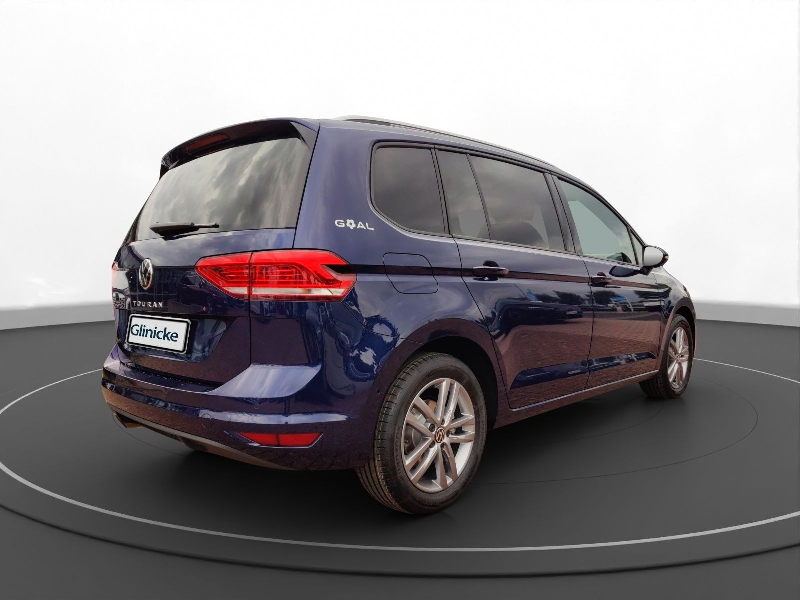 Volkswagen - Touran_13