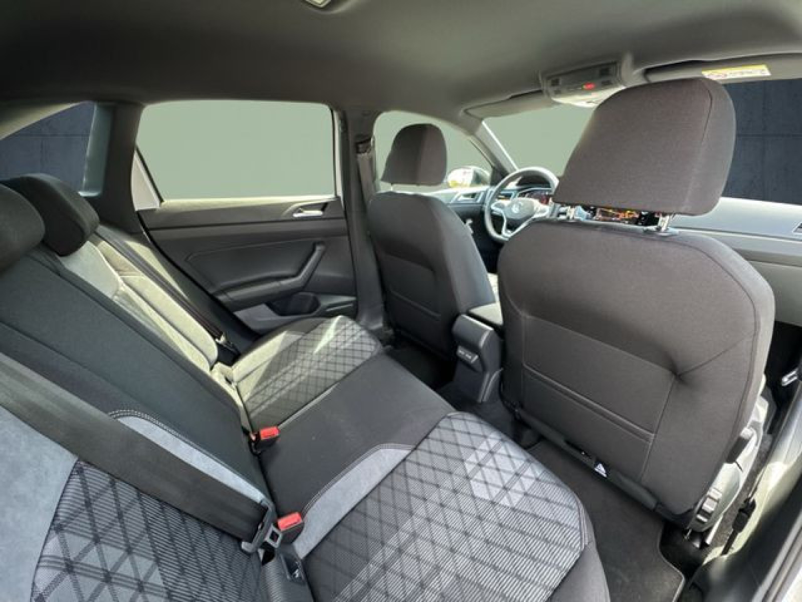 Volkswagen - Taigo_21