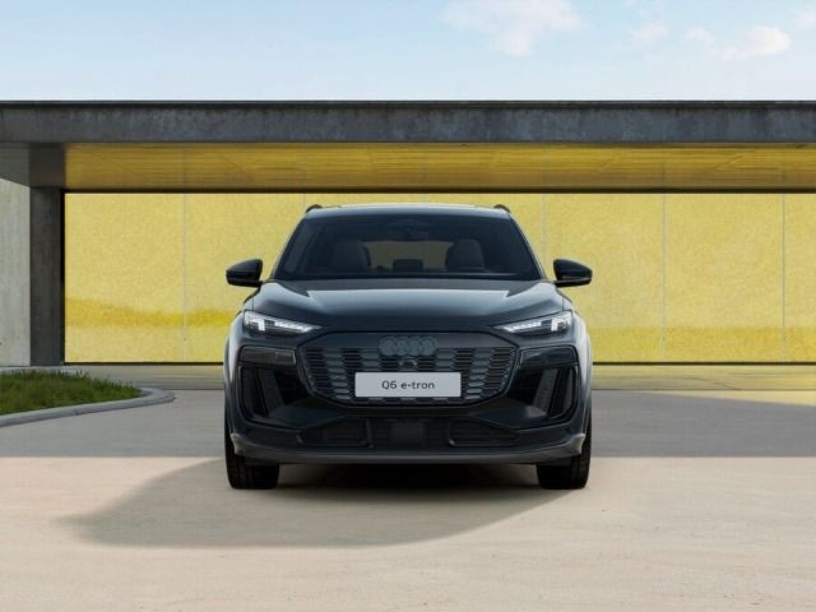 Audi - Q6 SUV e-tron_5