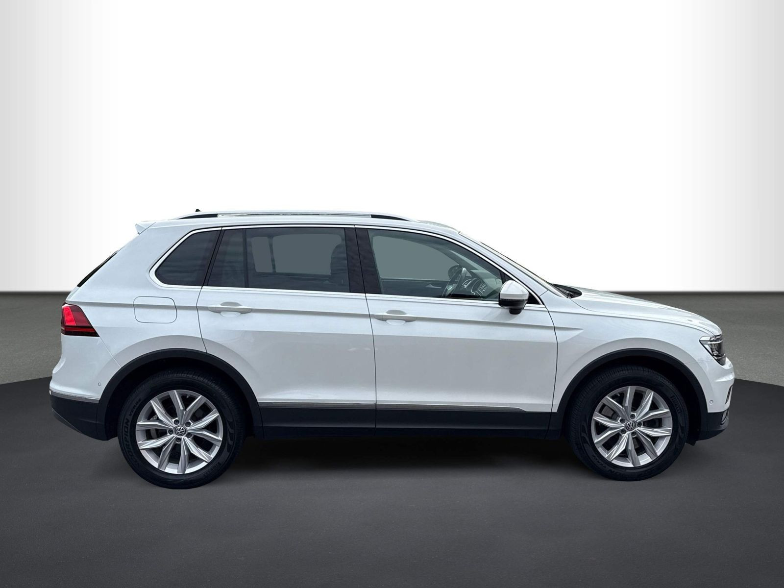 Volkswagen - Tiguan_8