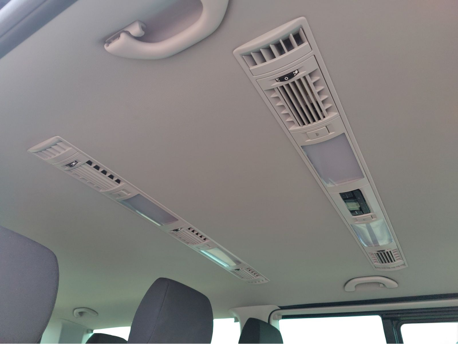 Volkswagen - T6.1 Caravelle_12