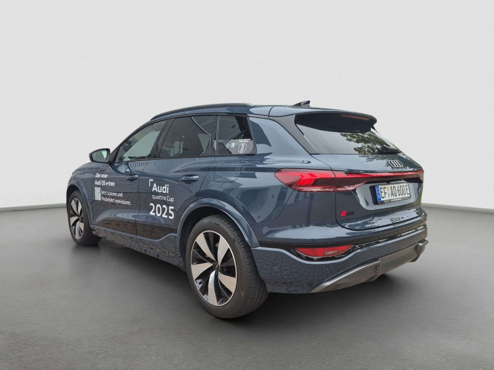 Audi - Q6_6