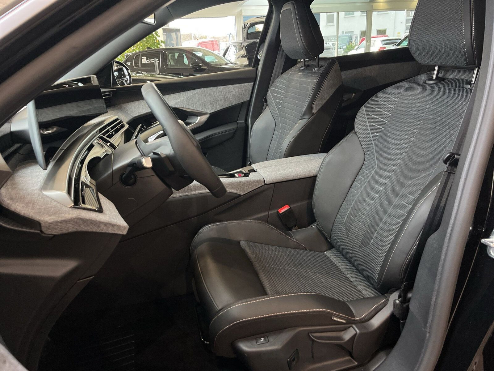 Peugeot - 5008_6
