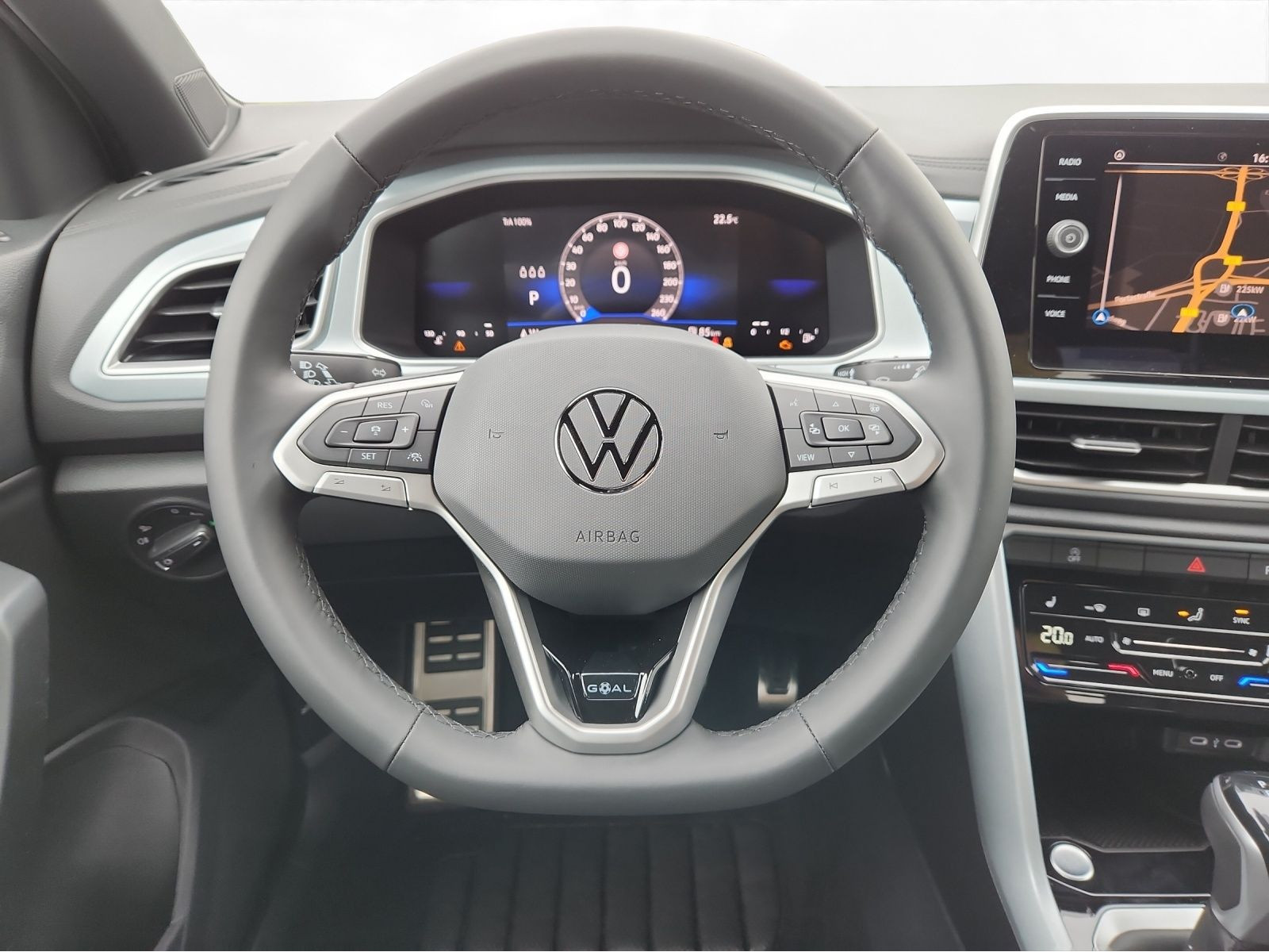 Volkswagen - T-Roc_12