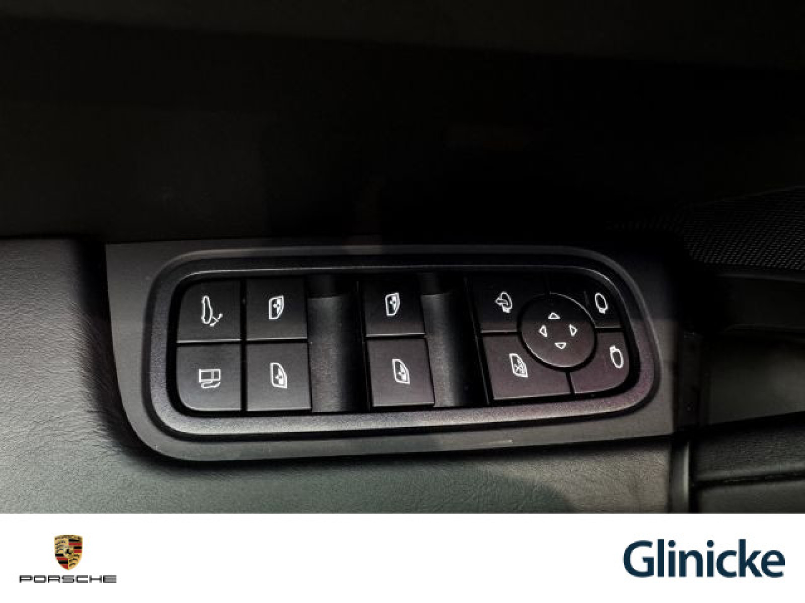 Porsche - Cayenne_30