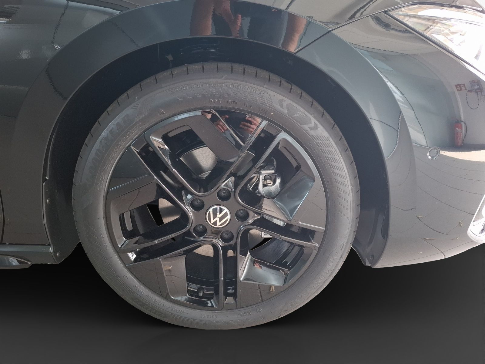 Volkswagen - Passat_12