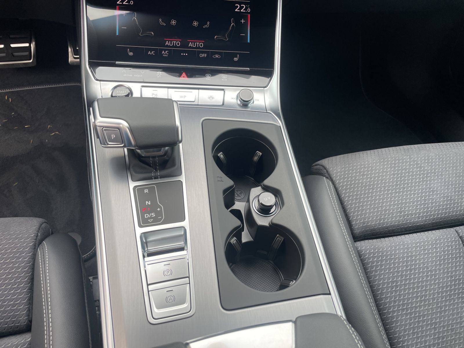 Audi - A6 Avant_15